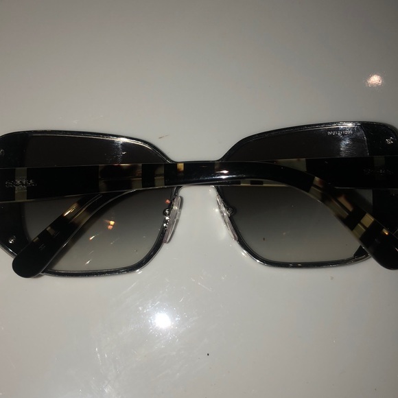 Brand new Prada sunglasses((( FINAL SAlE)) - Picture 6 of 6